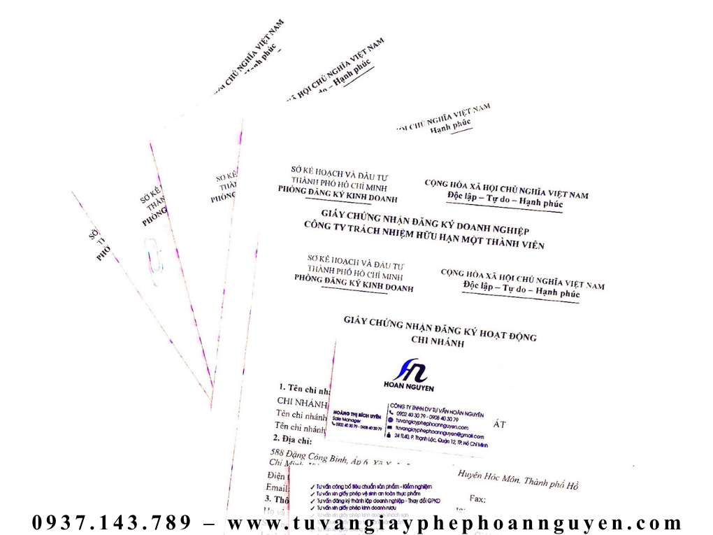 Thay đổi đăng ký chi nhánh (Ảnh: HOÀN NGUYÊN) Thay đổi đăng ký chi nhánh (Ảnh: HOÀN NGUYÊN)